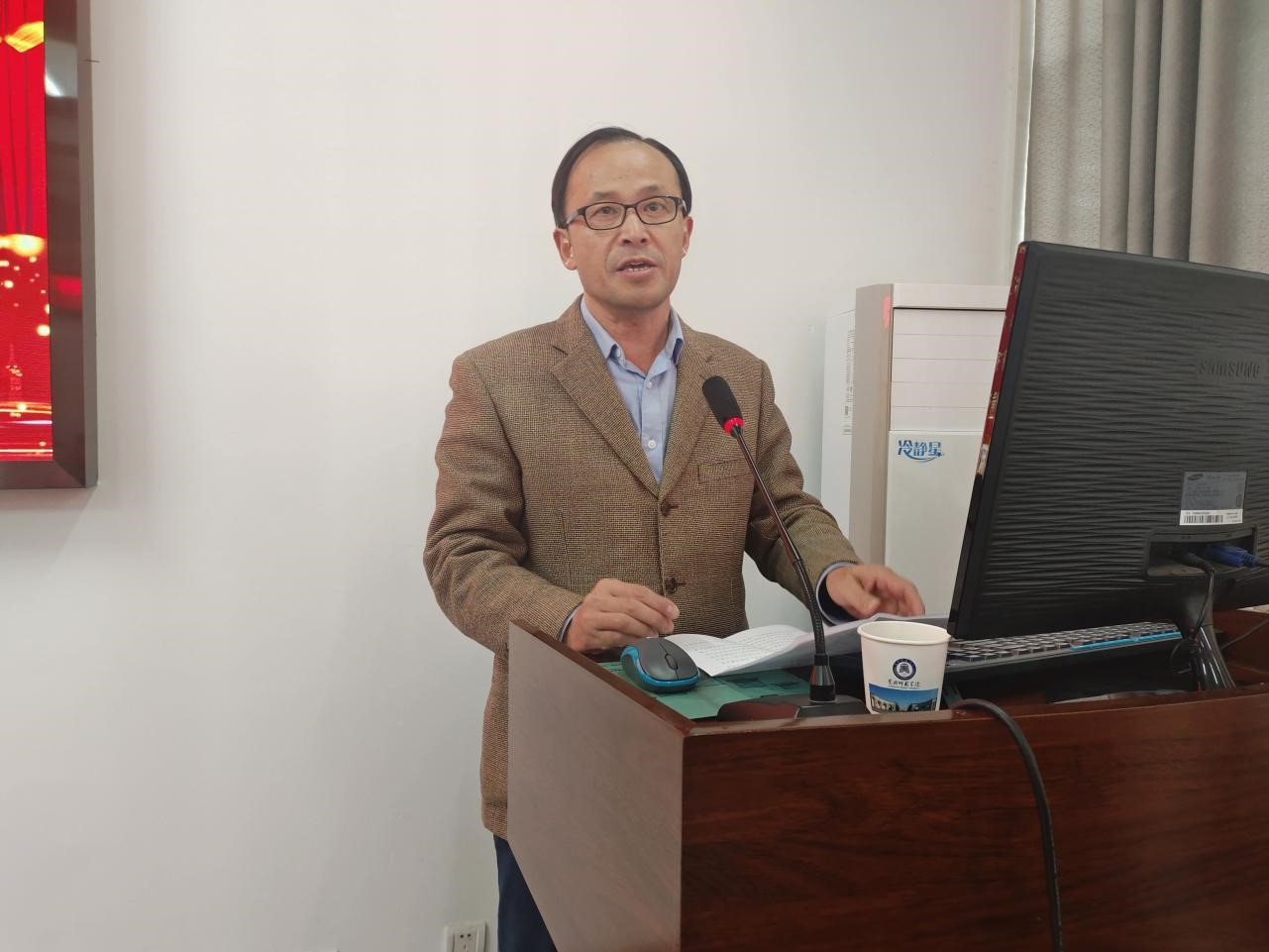 数字化浪潮中的教育新航标 —— 信息科技课程专题讲座成功举办